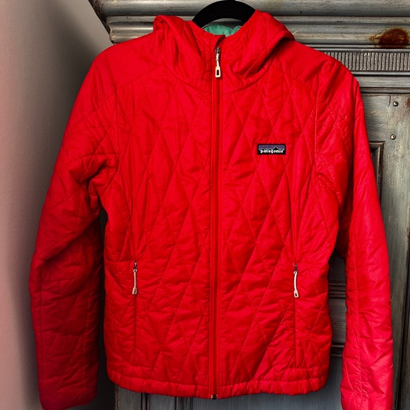 Patagonia Women's Nano Puff Hooded Jacket in Red Size XS - Picture 3 of 9